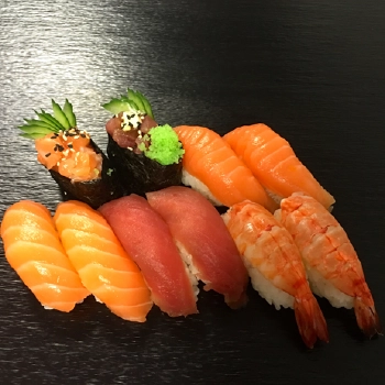 Mix sushi 1