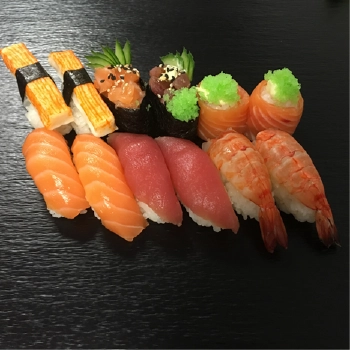 Mix sushi 4